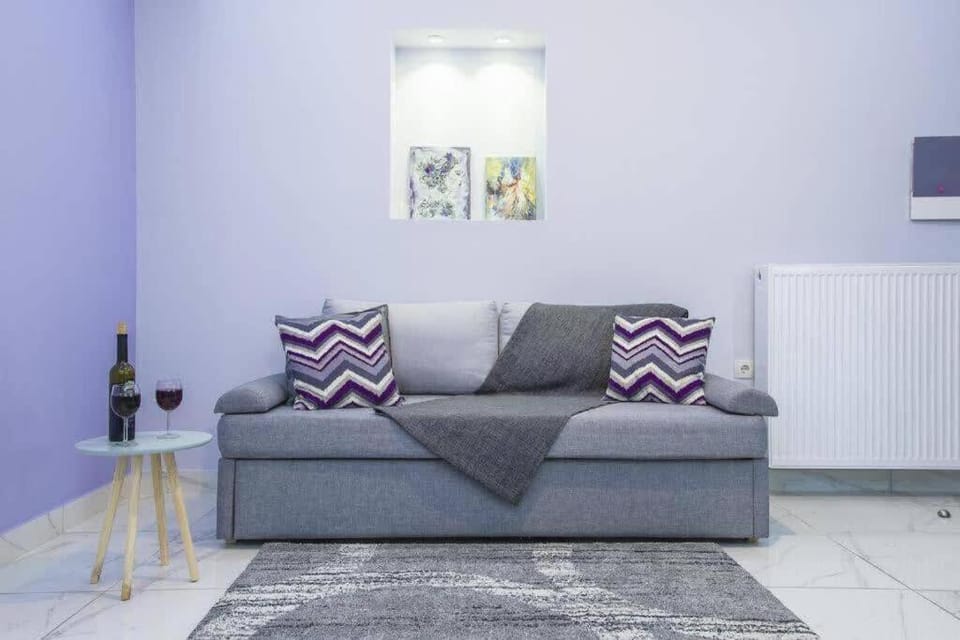 Modern fully-equipped house, 5 min walk from metro House in Chalandri