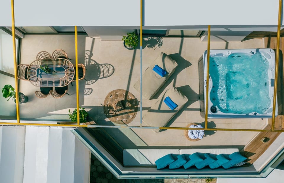Hot Tub, Balcony/Terrace