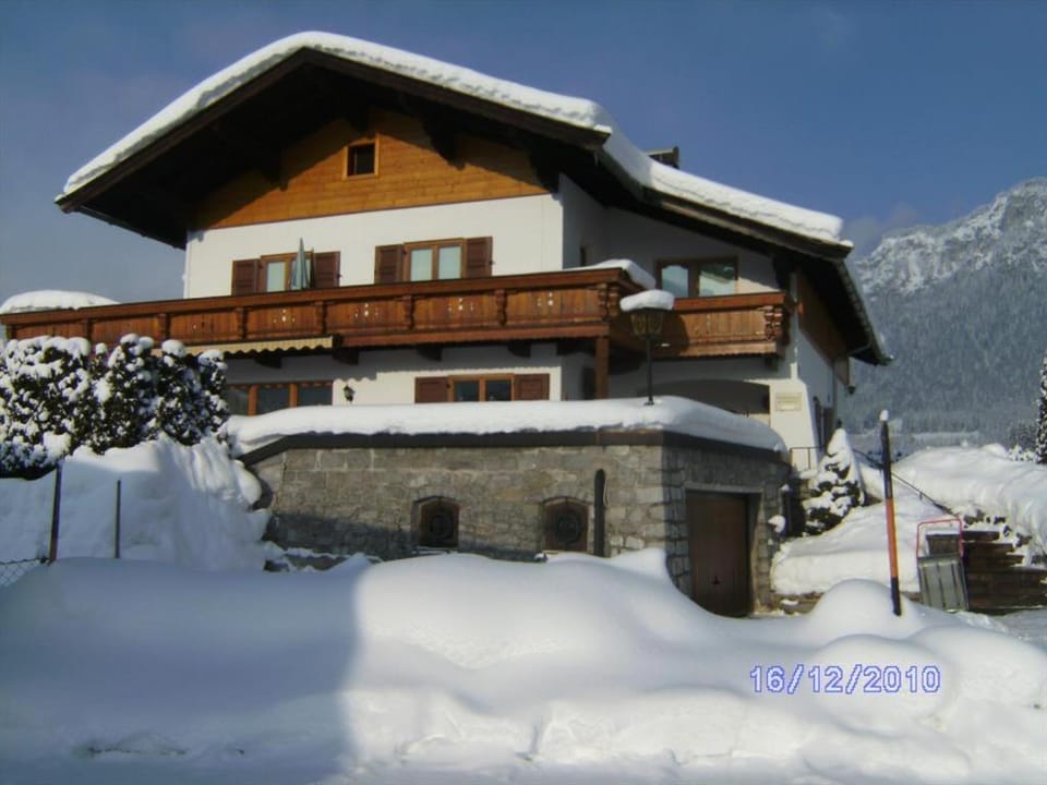 Property building, Winter