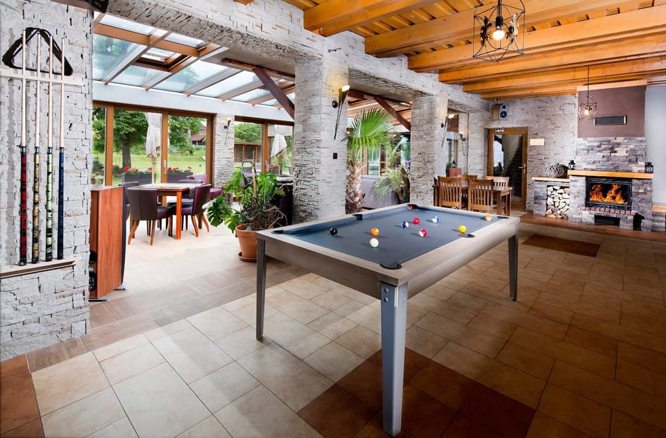 Billiard