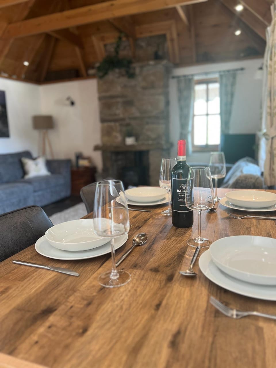 Food and drinks, Dining area, Drinks