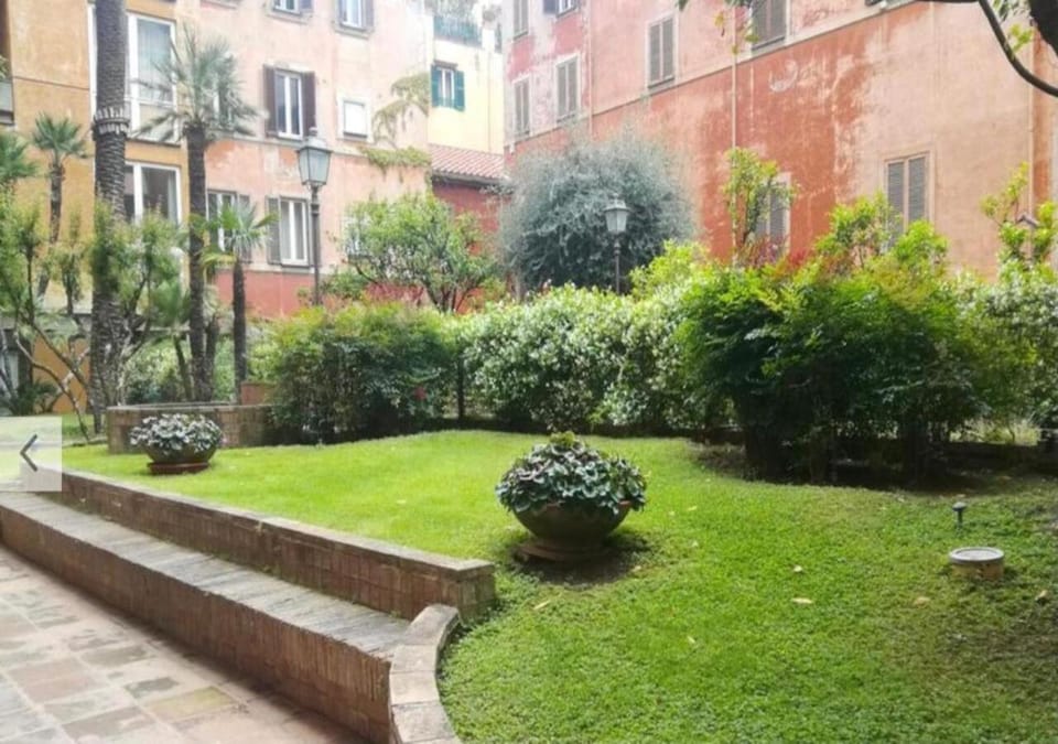 Inner courtyard view