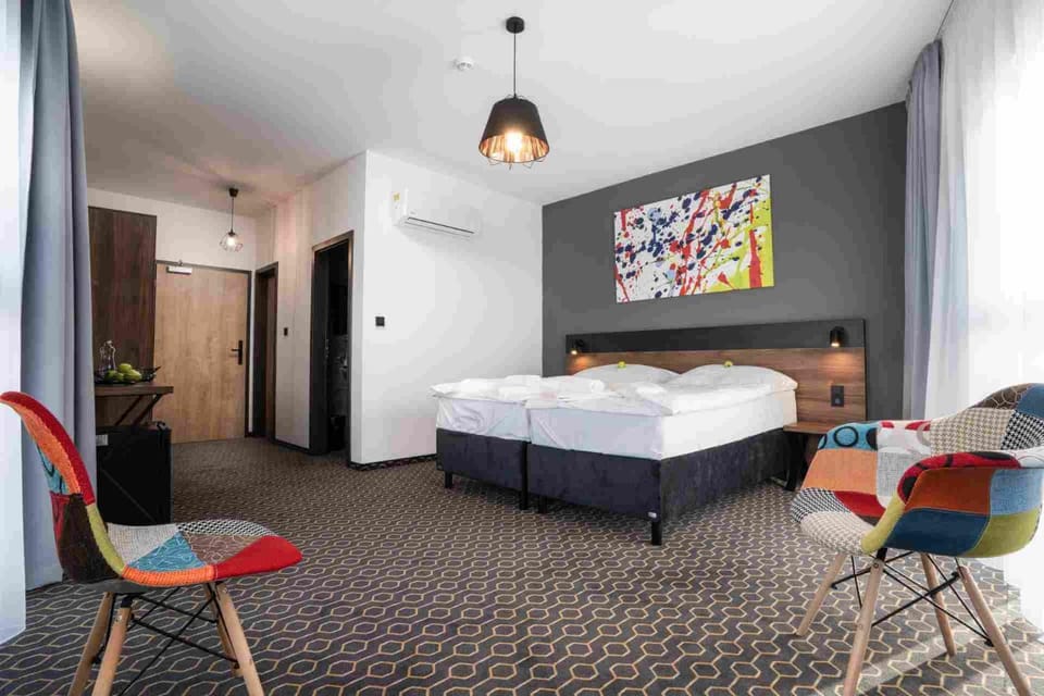 Photo of the whole room, Decorative detail, Bedroom