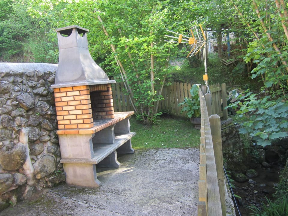 CASA RURAL LA MONTESINA House in Asturias