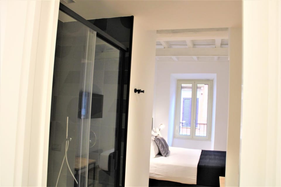 Bed, Bathroom
