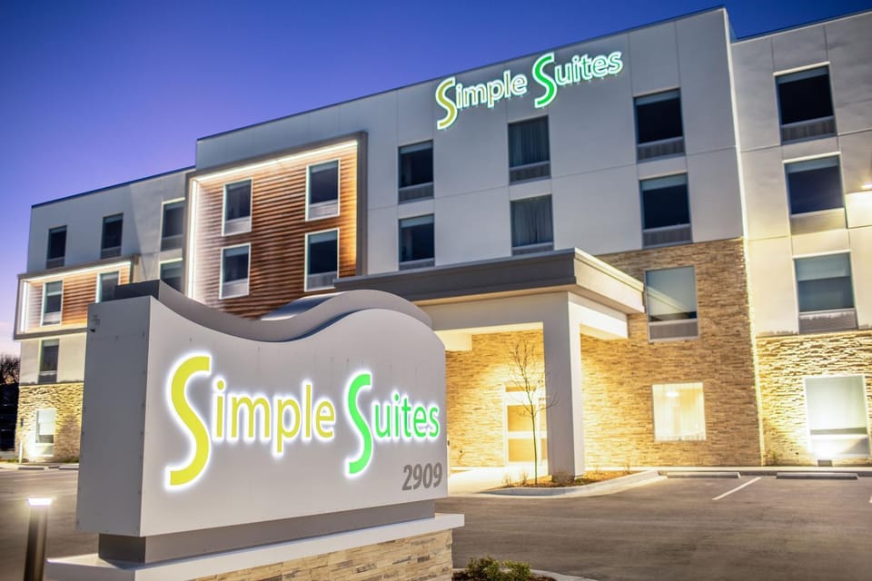 Property building, Facade/entrance, Property logo or sign, Logo/Certificate/Sign