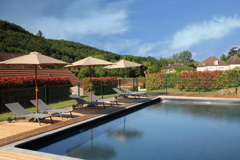 Garden view, Pool view, Swimming pool, Swimming pool, sunbed