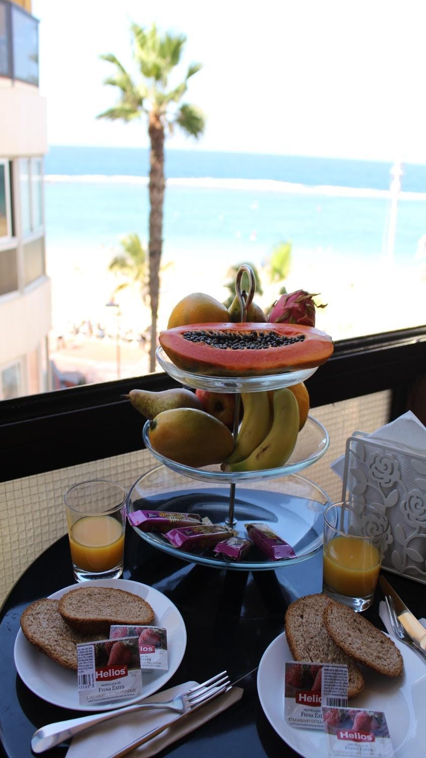 Sea view, Breakfast