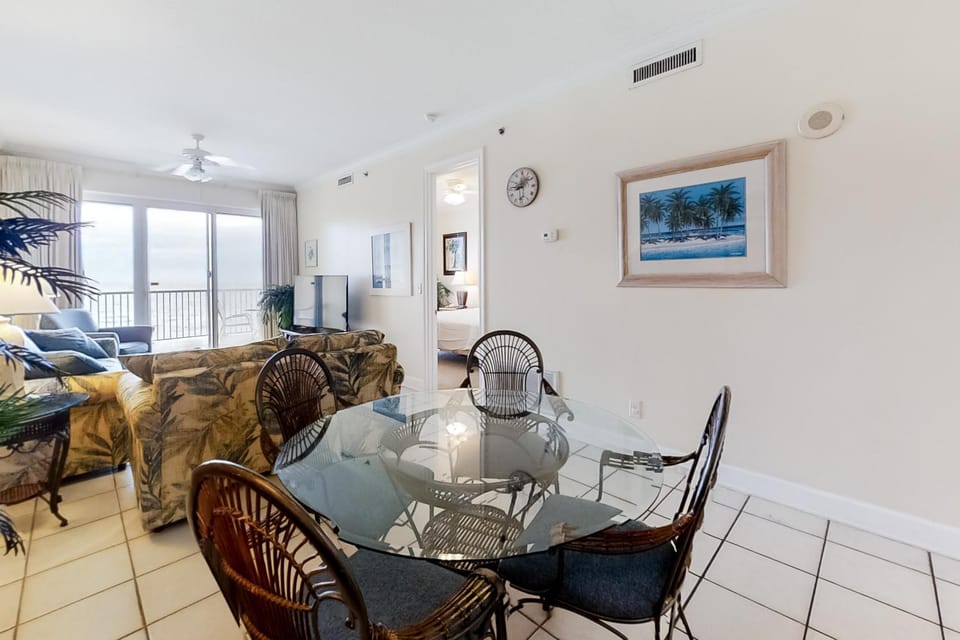 Island Royale 602 Apartment in West Beach