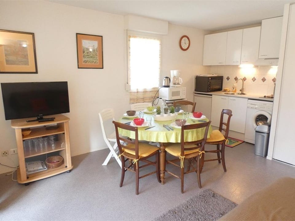 Appartement T3 pour 6 à Saint-Lary-Soulan avec balcon, casier à ski, parking, ascenseur - FR-1-457-266 Apartment in Saint-Lary-Soulan