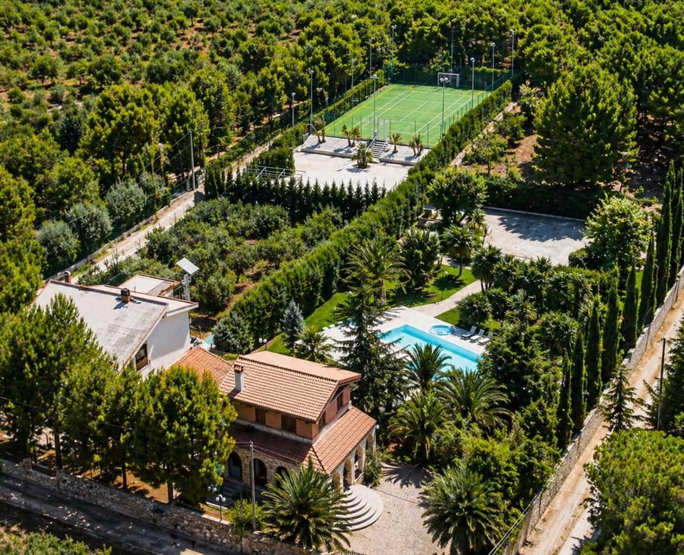Day, Natural landscape, Bird's eye view, Pool view, Swimming pool