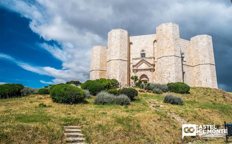 Nearby landmark, Day, Natural landscape, Landmark view