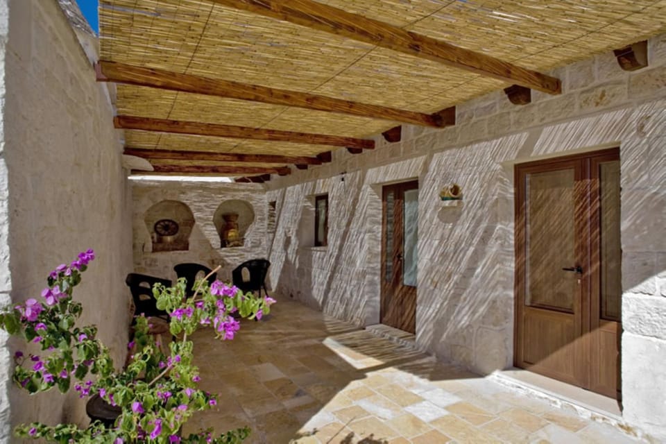 Patio, Day