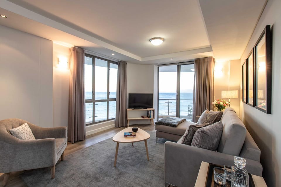 Living room, Sea view