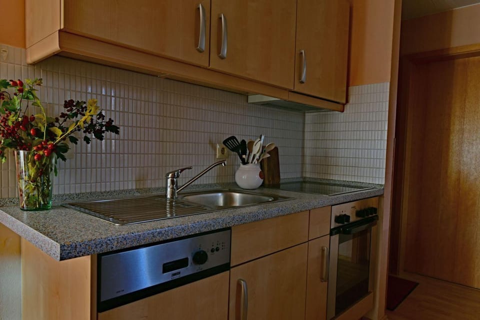 LHMW12102-FeWo-an-de-Moehl Apartment in Ostholstein