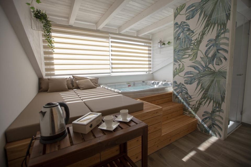 Hot Tub, Sauna, Spa and wellness centre/facilities