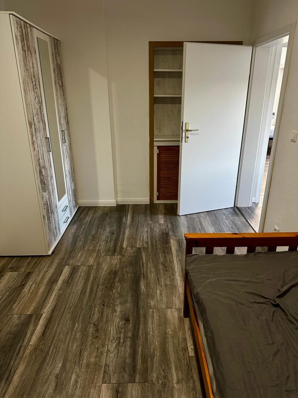Bed, Photo of the whole room, Bedroom, wardrobe