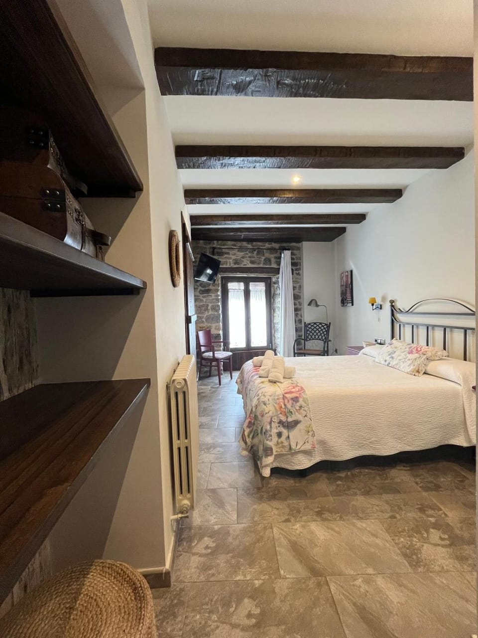Fonda Carrera Bed and Breakfast in Aragon