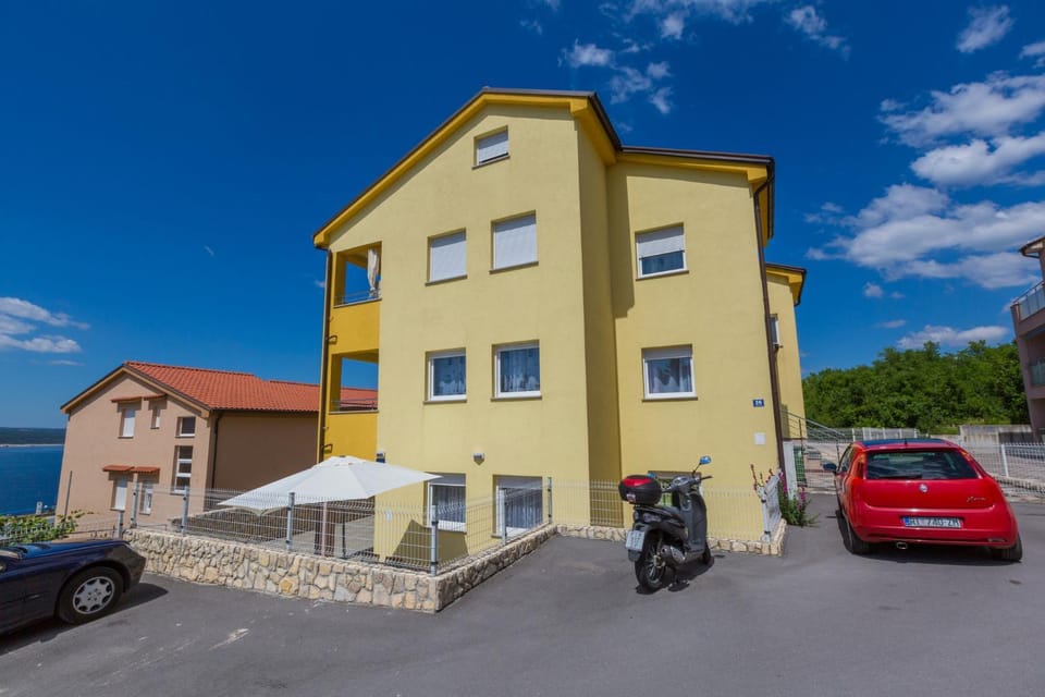 IVA-BONO 1 Apartment in Crikvenica