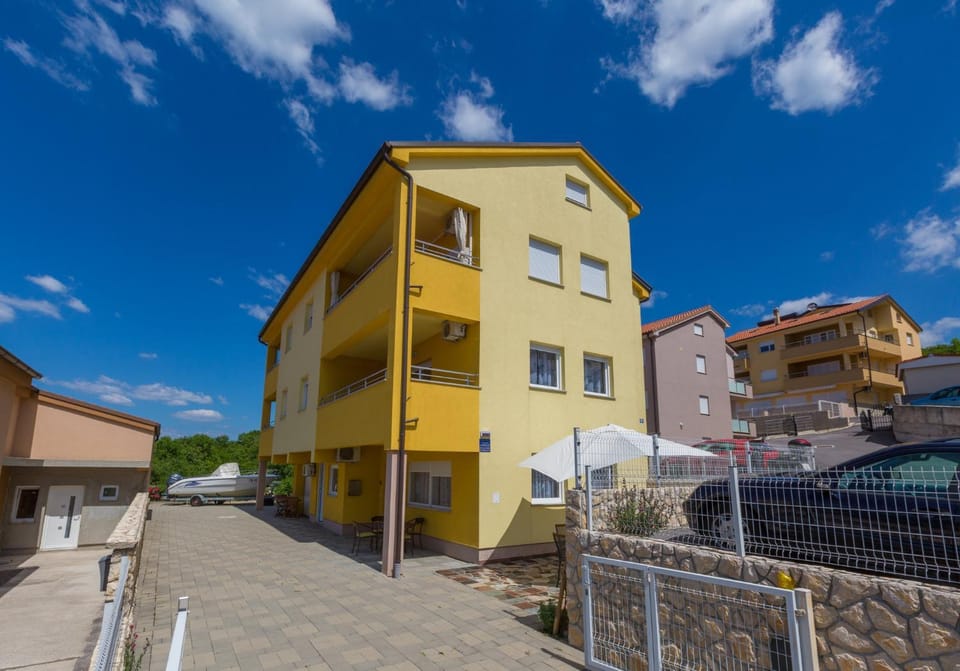 IVA-BONO 1 Apartment in Crikvenica