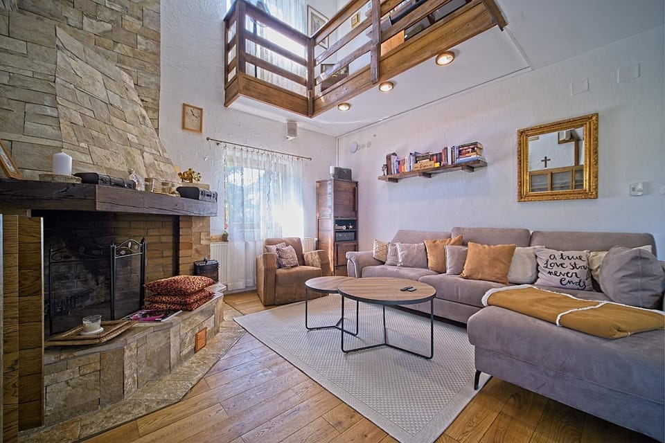 Living room, fireplace