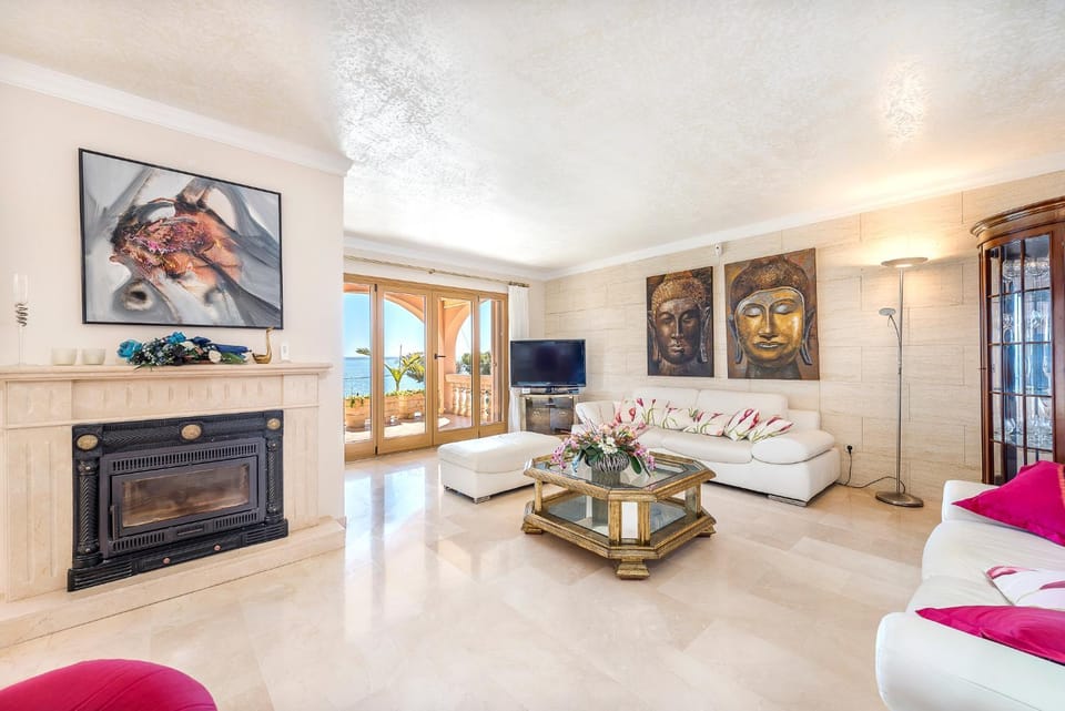 Villa Cami de Aucanada Villa in Raiguer