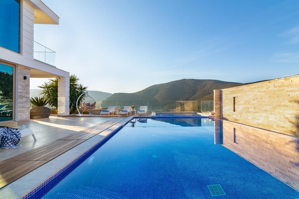 Mountain view, Pool view, Swimming pool