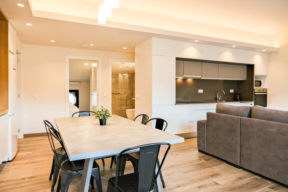 Can Cintet 3. Apartamento con terraza en Besalú Apartment in Garrotxa