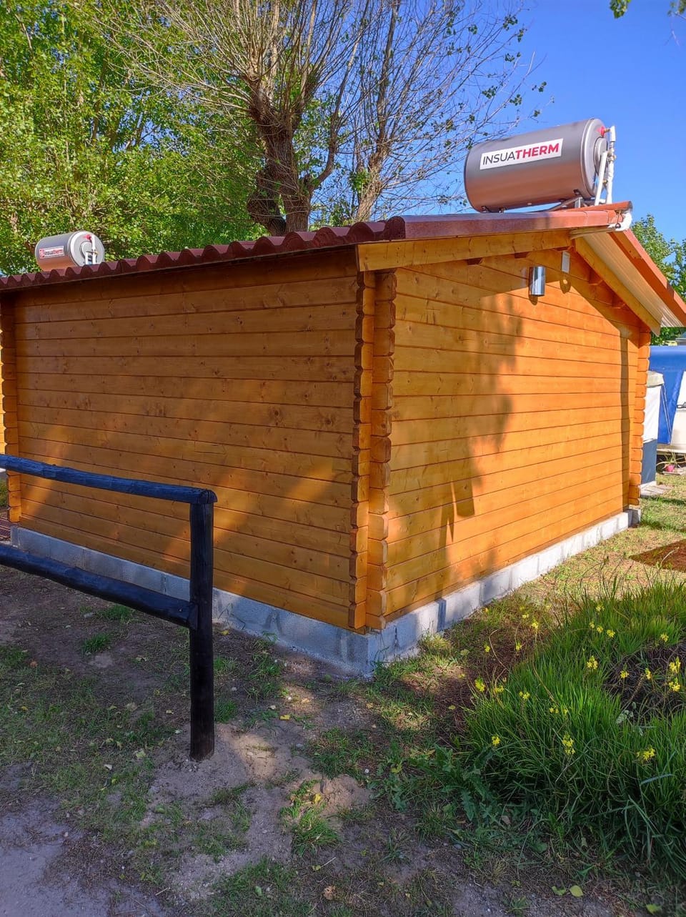 Property building, Day
