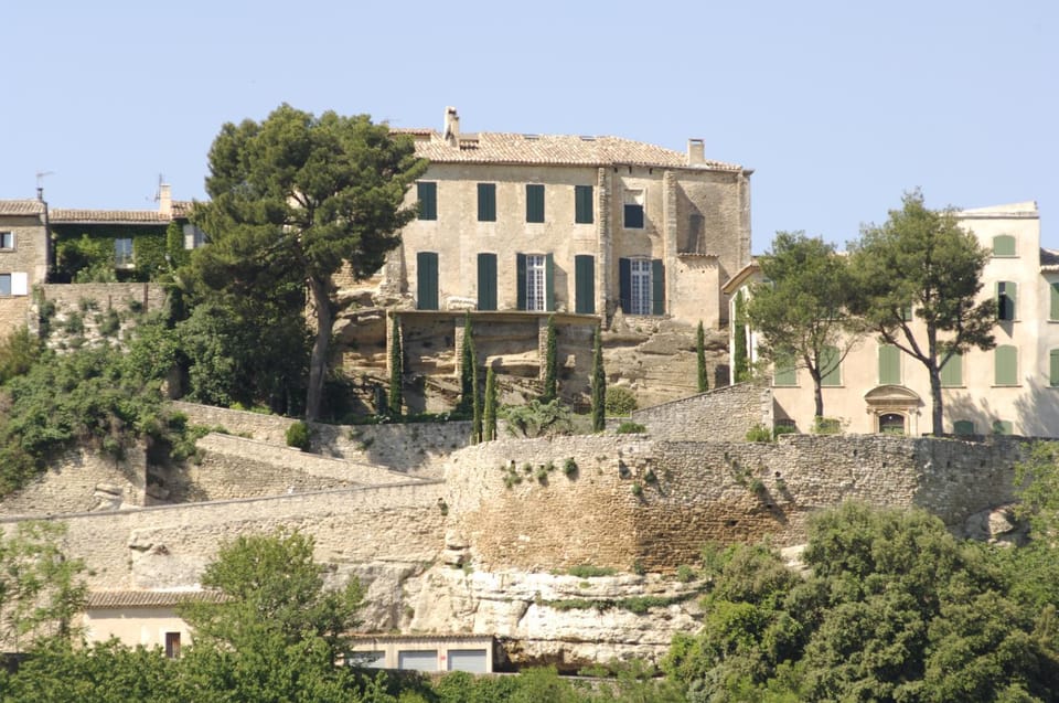 Nearby landmark, Neighbourhood, Natural landscape, Area and facilities