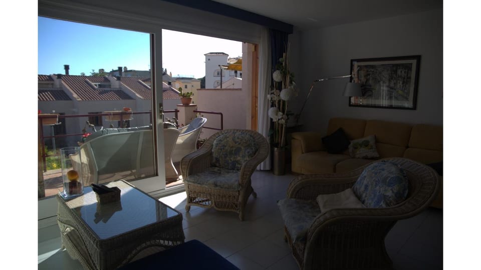 Balcony/Terrace, Living room