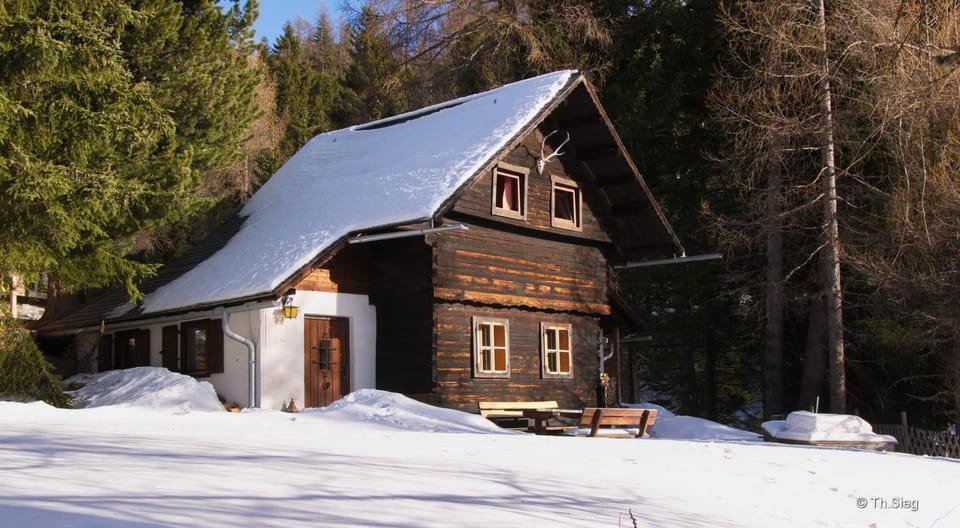Falkert-Hütte „Beim Almöhi" Chalet in Carinthia, Austria