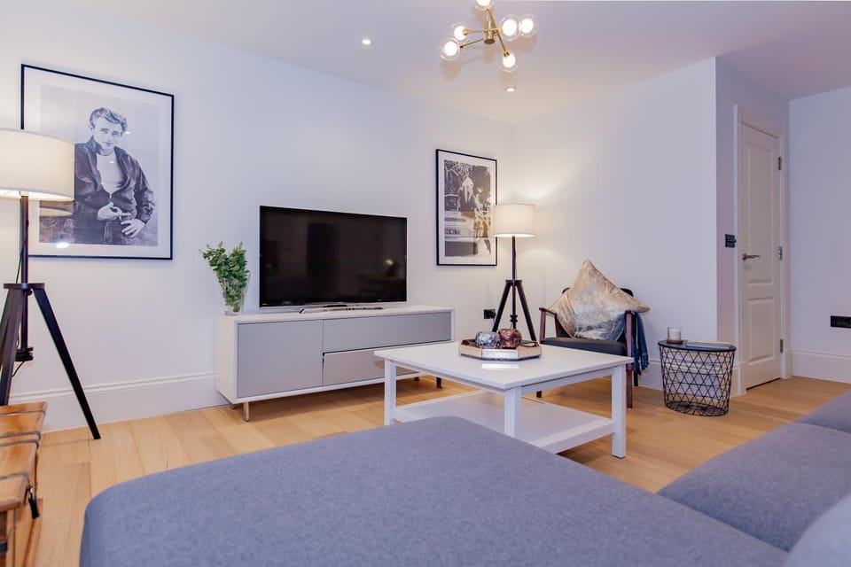 Oxfordshire Living - The Churchill Apartment - Woodstock Apartment in West Oxfordshire District