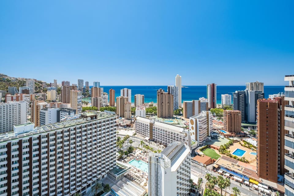 Nearby landmark, Day, Neighbourhood, Natural landscape, City view, Sea view
