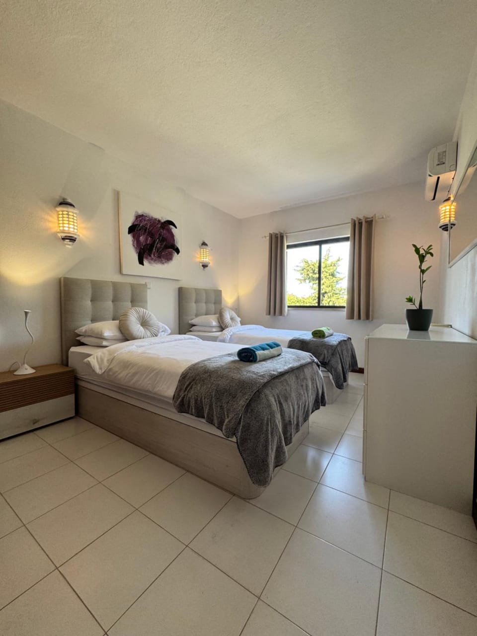 Casa Julio-Rooftop Terrace & Pool 5 Min to Beach Apartment in Carvoeiro