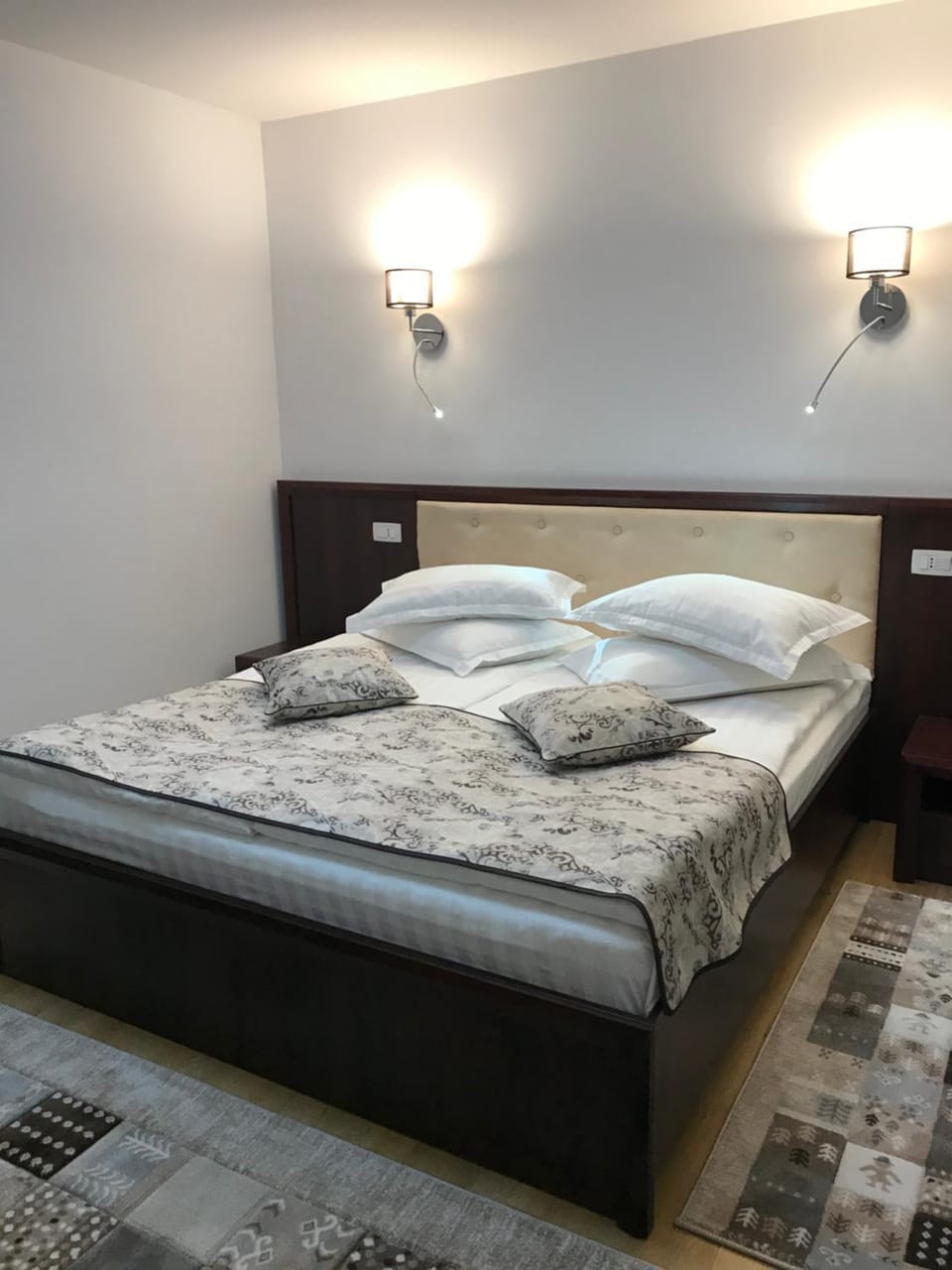 Casa Pino Bed and Breakfast in Brasov