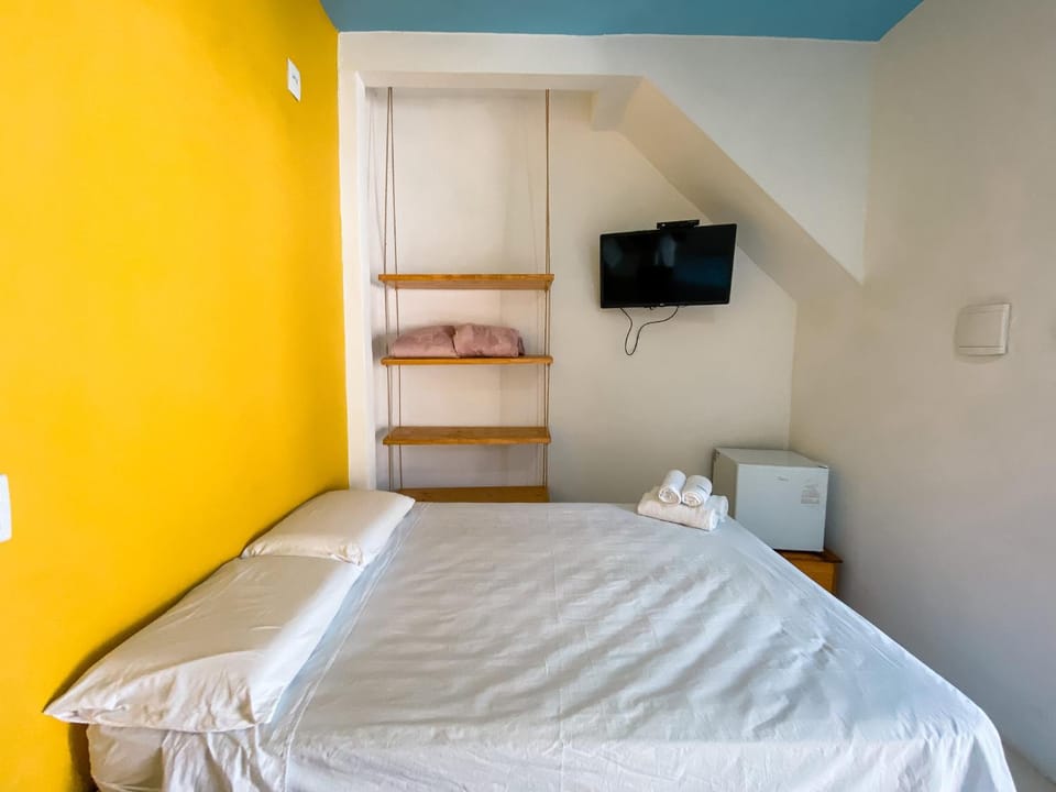 Bed, TV and multimedia, heating, air conditioner