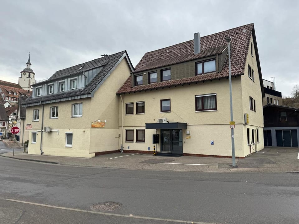 Ferienwohnung "SCHWÄBISCHE ALB" , Pension Wauri Apartment in Baden-Württemberg