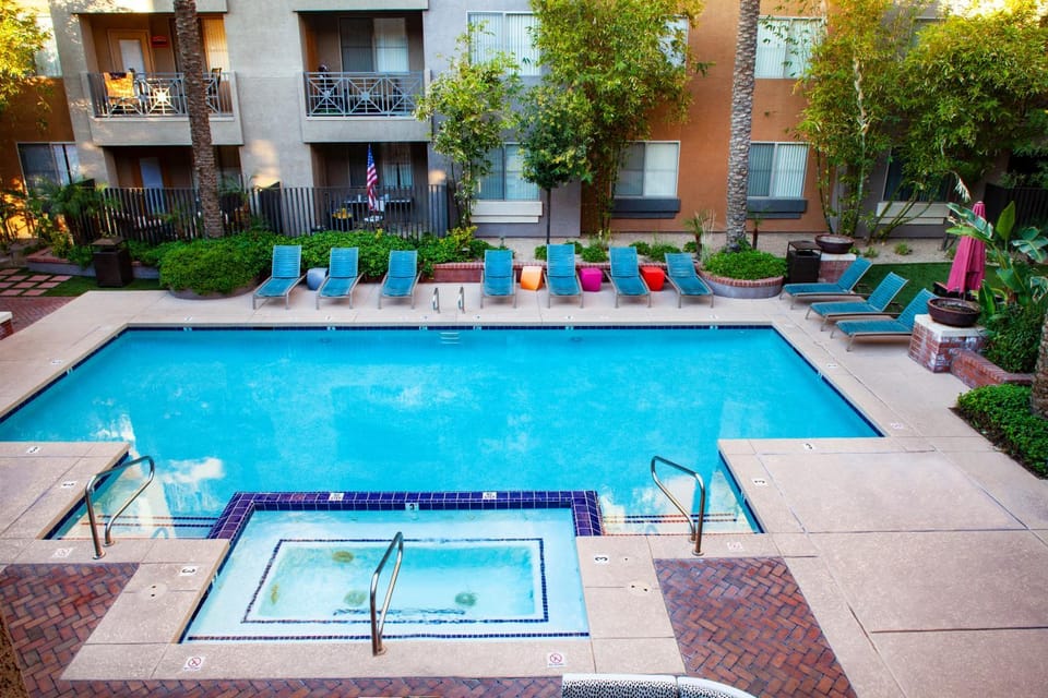 Swimming pool, Swimming pool