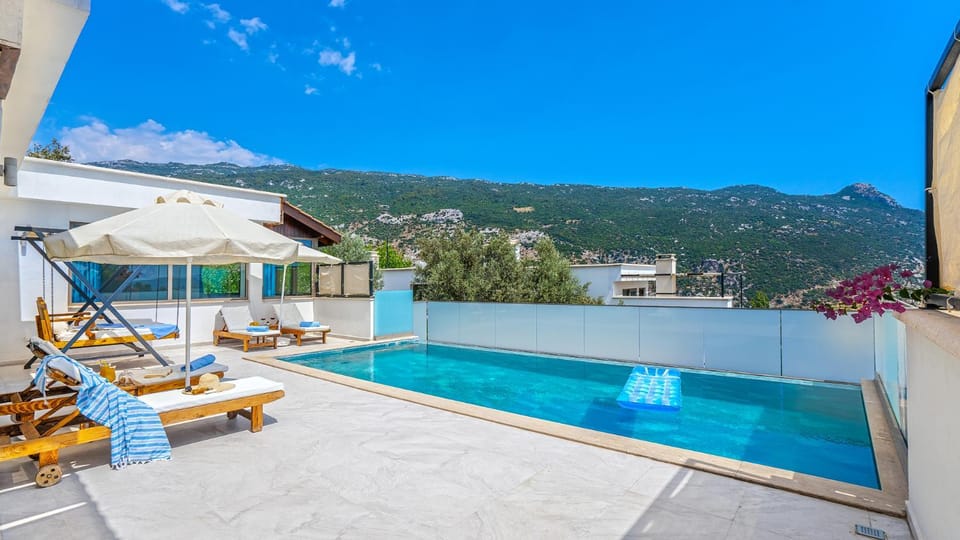 Secluded Sea-View Family Escape-Villa Bella2 Sardunya Villa in Muğla Province