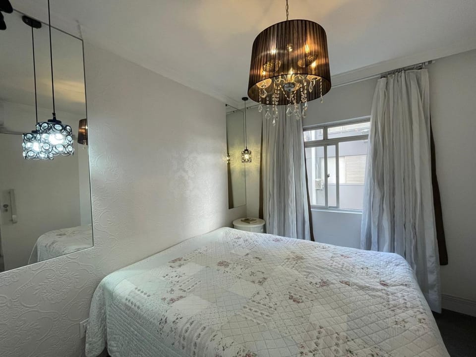 Bedroom, wardrobe, air conditioner