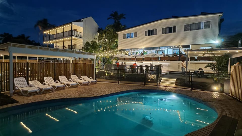 Area and facilities, Swimming pool, Swimming pool
