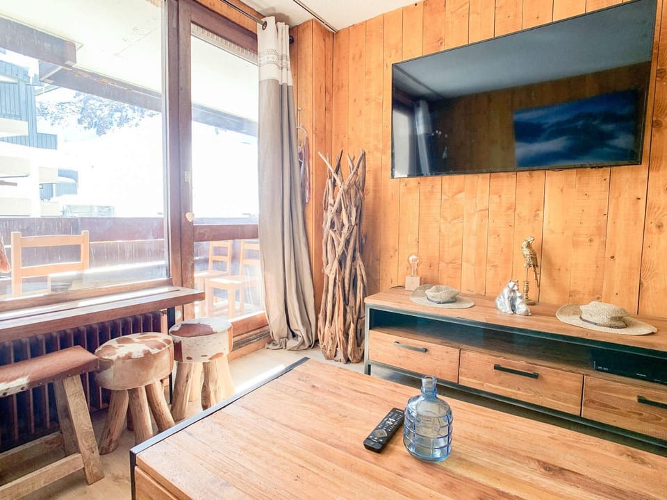 Appart rénové 2 pièces, skis aux pieds, balcon, animaux admis Apartment in Tignes