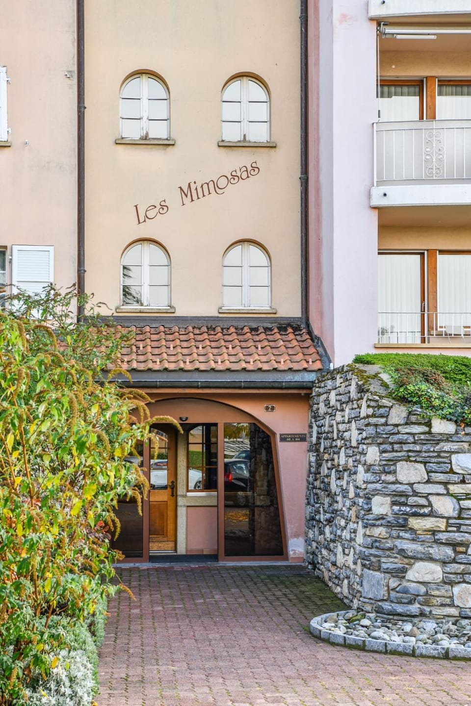 Property building, Facade/entrance