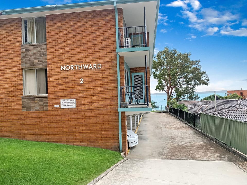Northward Unit 1 1 2 Magnus St Nelson Bay Apartment in Nelson Bay