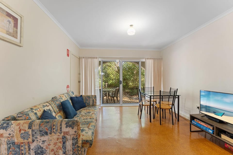 Shoal Bay Avenue Unit 1 7 Apartment in Shoal Bay