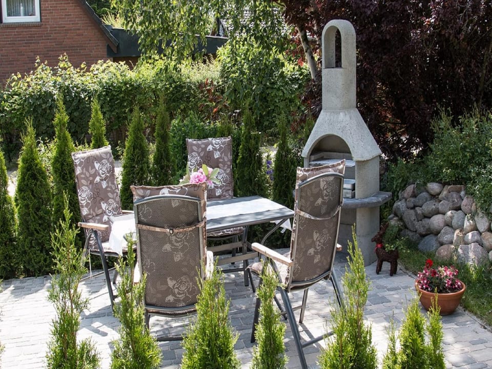 BBQ facilities, Balcony/Terrace