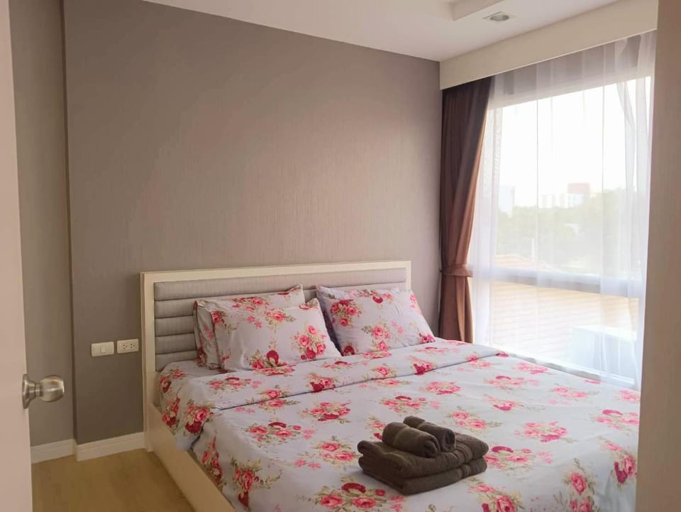 Chic 1BR near WON Beach Bangsaen Apartment in Chon Buri Changwat