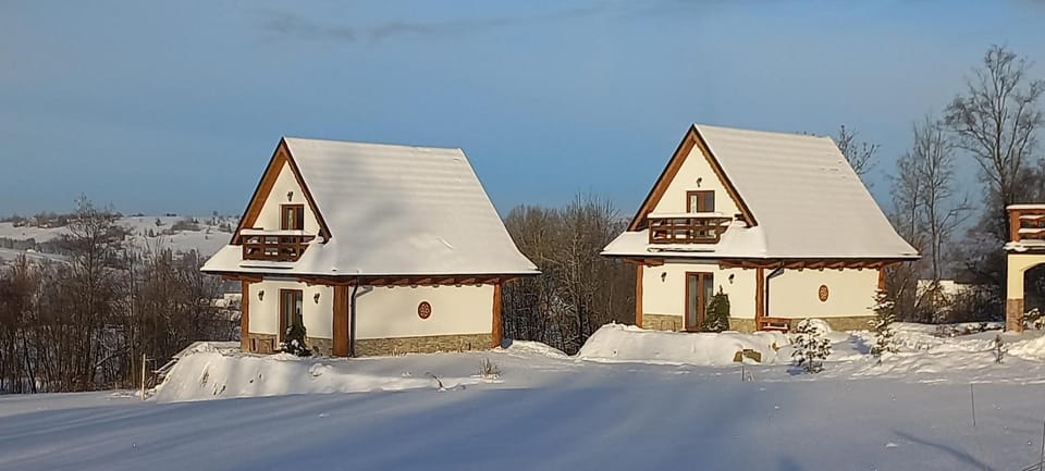 Property building, Day, Natural landscape, Winter