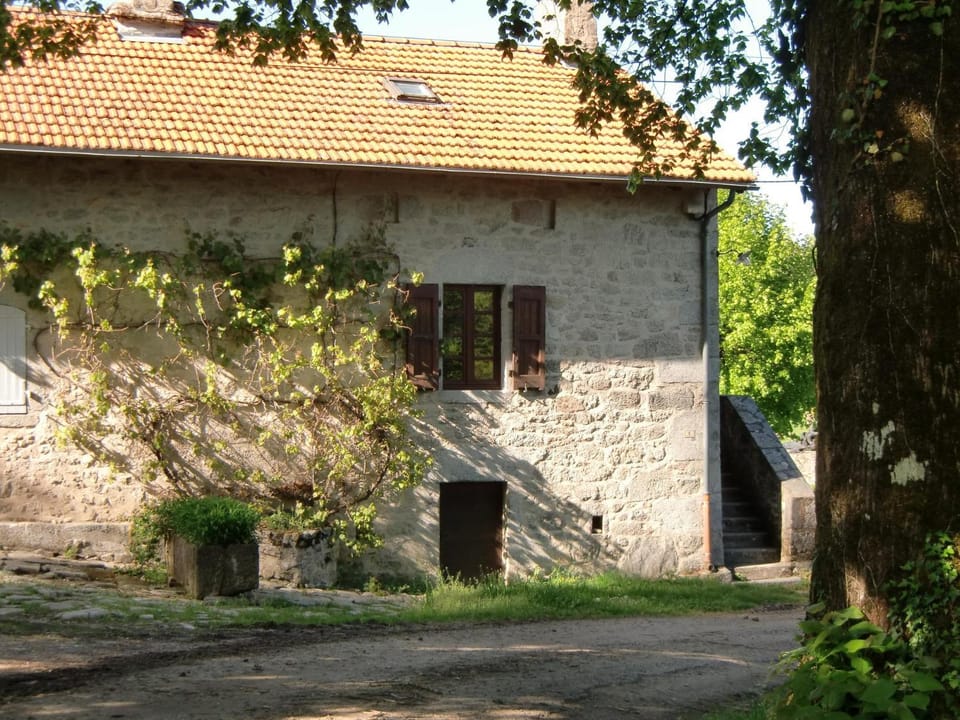 Maison à la ferme avec Pêche Apartment in Auvergne-Rhône-Alpes